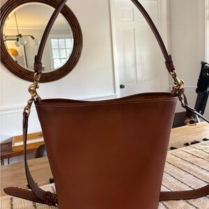 Elegant Brown Leather Bucket Bag
